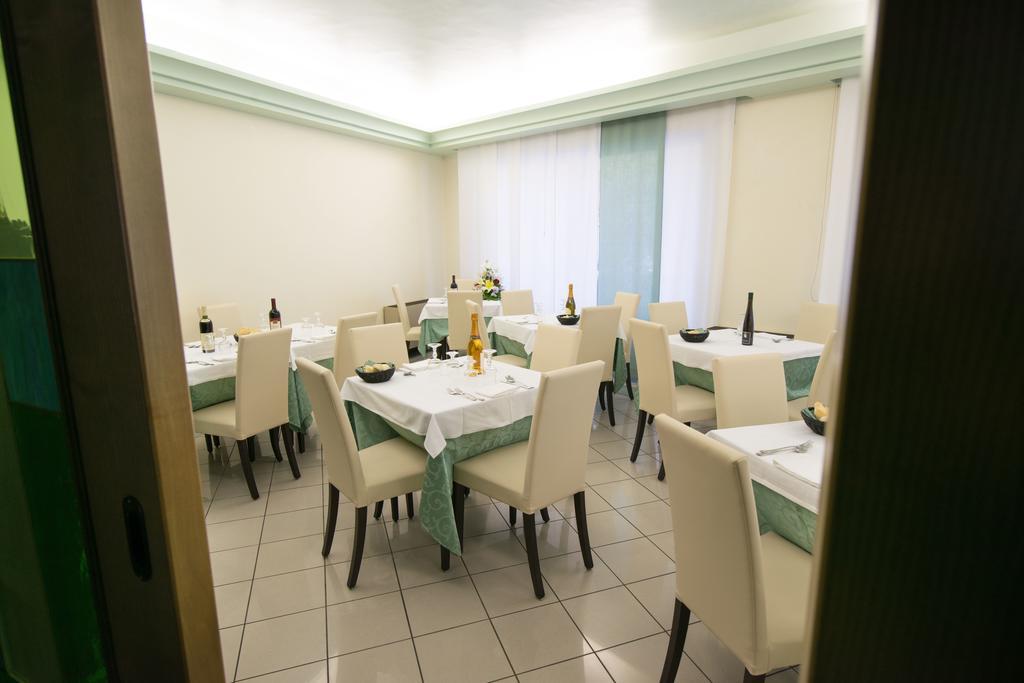Albergo Arcobaleno Sottomarina Dış mekan fotoğraf