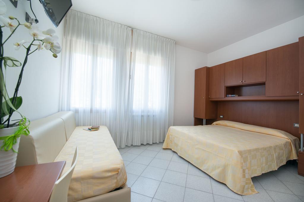 Albergo Arcobaleno Sottomarina Oda fotoğraf