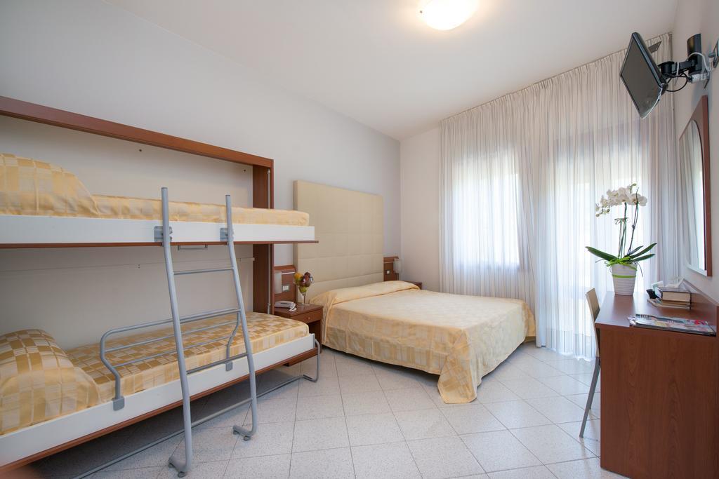 Albergo Arcobaleno Sottomarina Oda fotoğraf