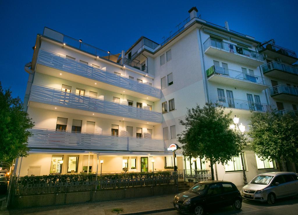 Albergo Arcobaleno Sottomarina Dış mekan fotoğraf